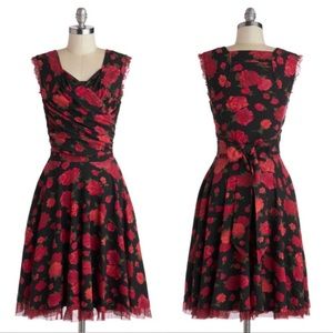 Effie’s Heart Spanish Roses Elizabeth Dress